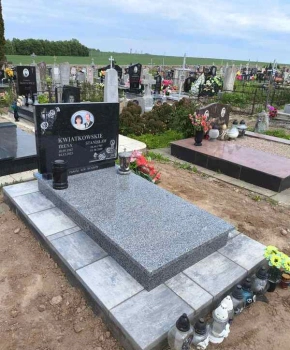 Памятник двойной 94